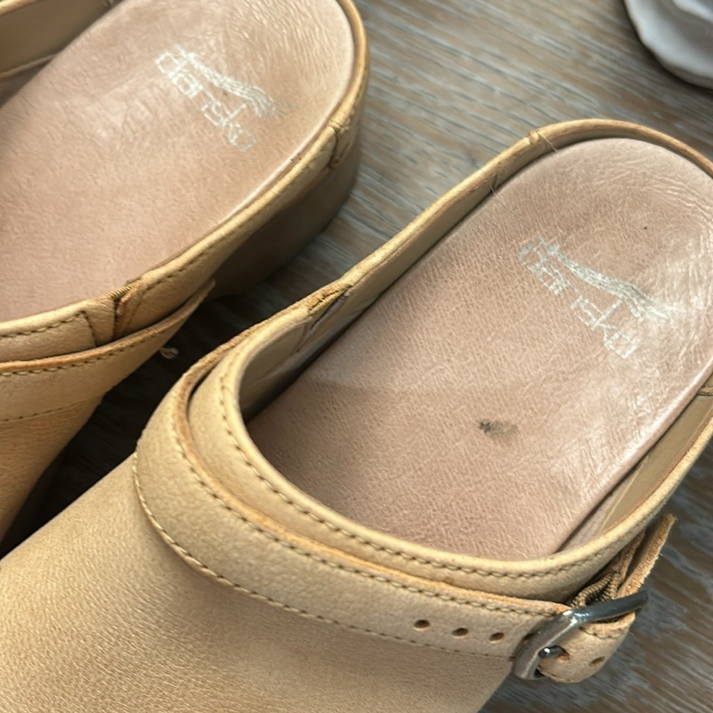 Dansko clogs - Picture 3 of 7